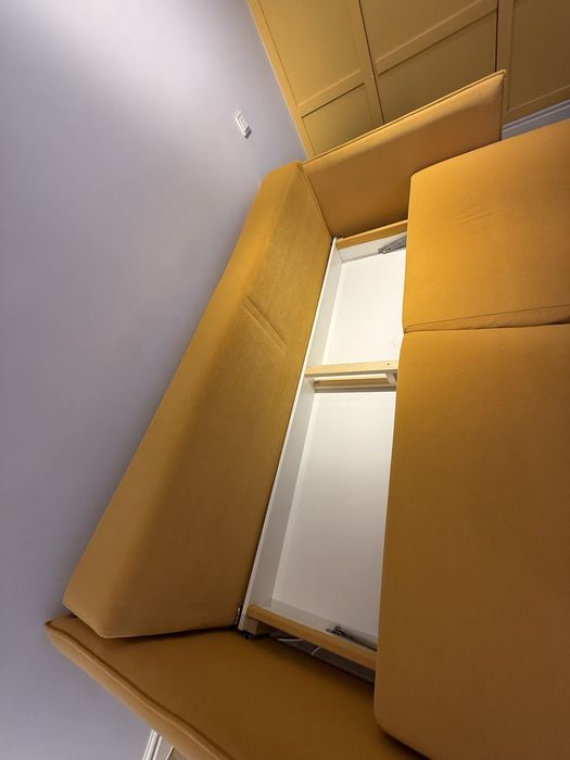 Диван раскладывающийся с нишей