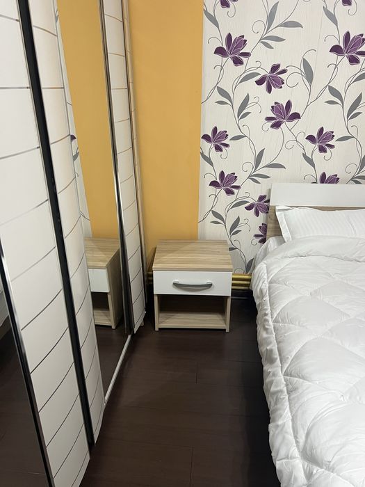 Vand mobilier dormitor