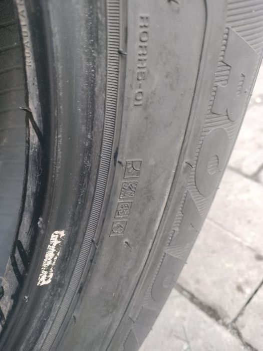 Продам резину на 18