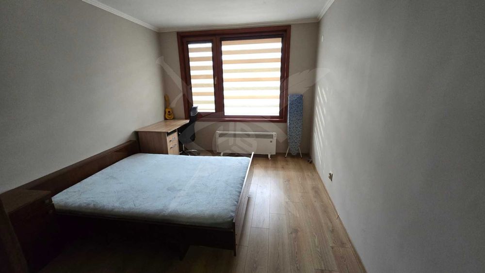 Дава се под наем Тристаен апартамент в Пловдив, Кючук Париж - 100 кв.м за 475 € - Снимка #4