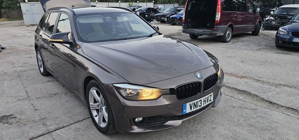 Capota bara faruri bmw f30 f31