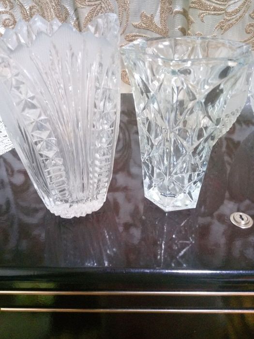 Idish tovoqlar sotiladi xrustal qora shaxzoda