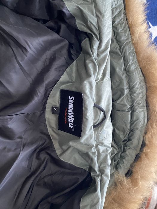 Продам зимний пуховик