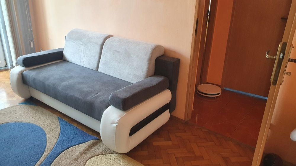 Vand Canapea extensibila cu lada de depozitare