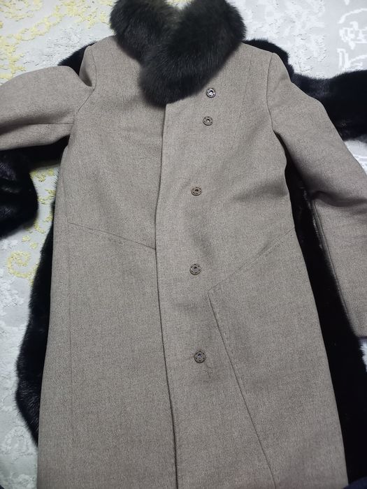 Продам пальто осень зима