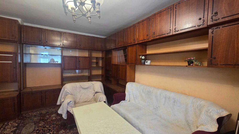 тристаен , обзаведен апартамент под наем