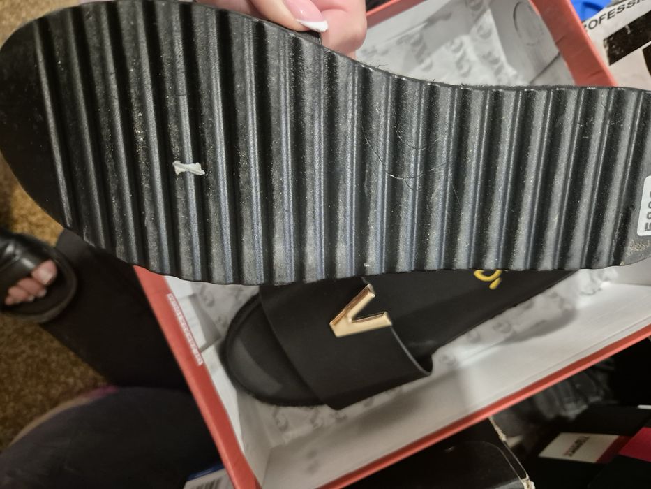 Дамски чехли EXE