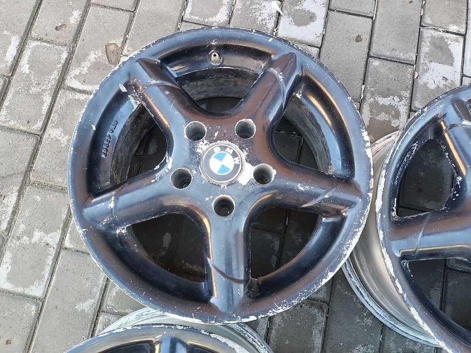 Продам оригинальные легкосплавные диски "EMR" на BMW 5 е39.