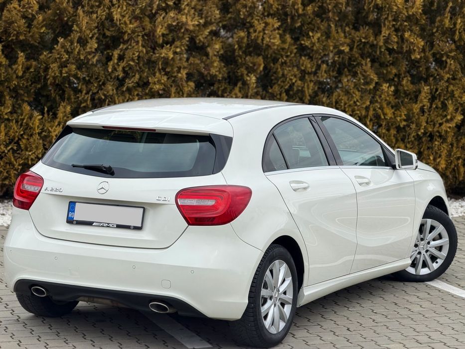 MERCEDES-BENZ A-Class 2015 — imagine 4