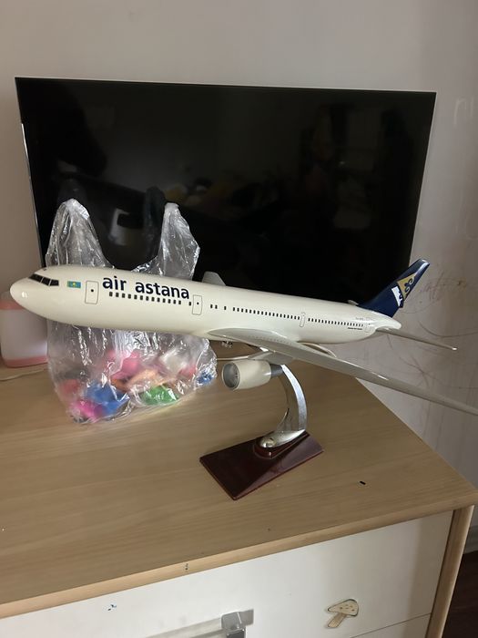 Модель самолета AIR ASTANA