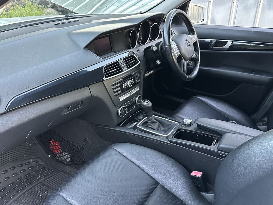 Mercedes C220 w204 десен волан