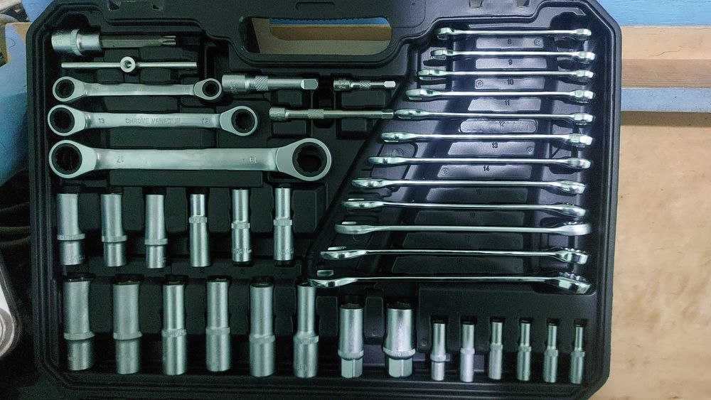 Набор инструментов 151в1