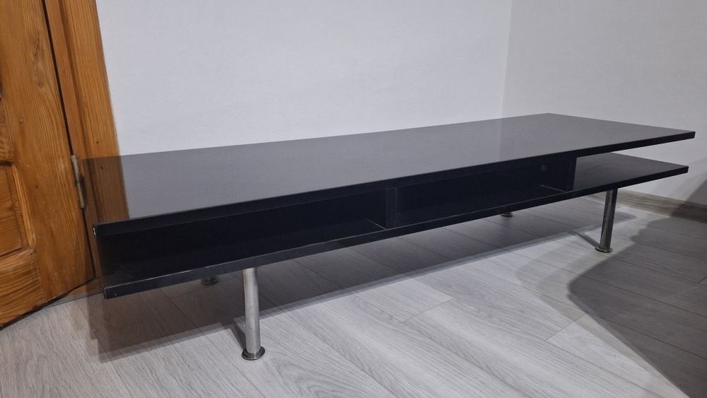 Comoda (masa) tv IKEA