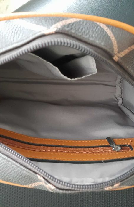 Кафява чанта за през рамо CATWALK