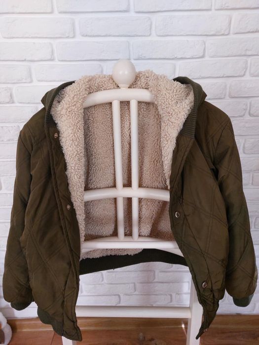 Продавам дамско зимно яке