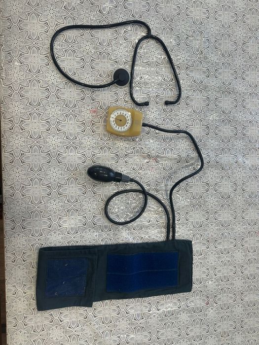 Тонометр механический советский