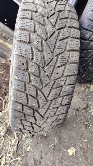 Шины зима б/у DUNLOP