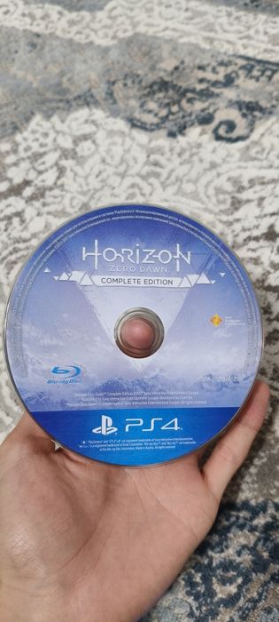 Horizon Zero Dawn Complete Edition PS4 (Идеальное состояние диска)