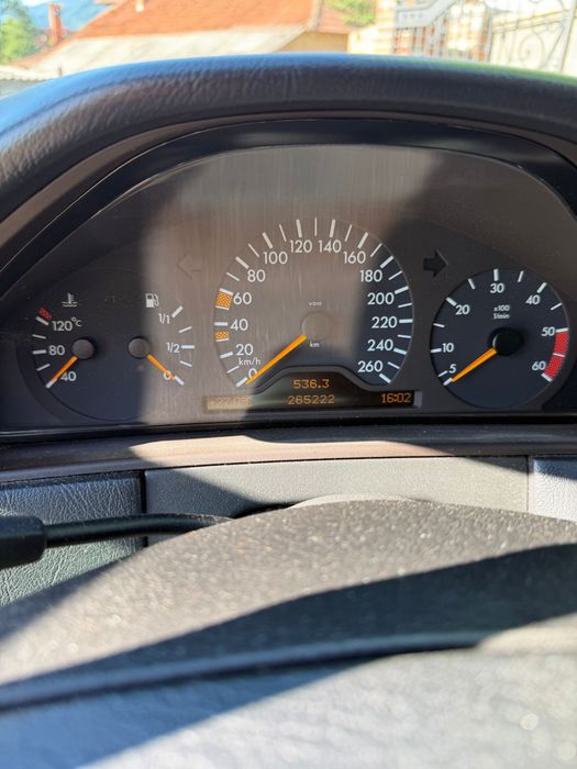 Mercedes w210 300 TD avantgrade