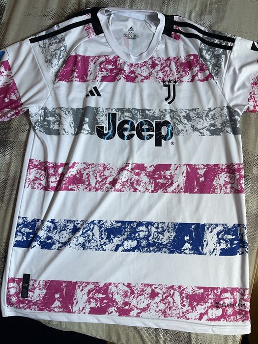 Тениски на Juventus (Ювентус)