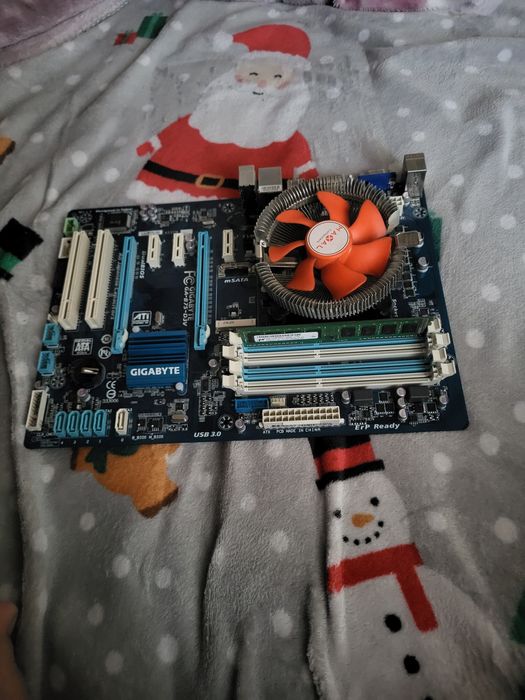 Материнская плата 1155