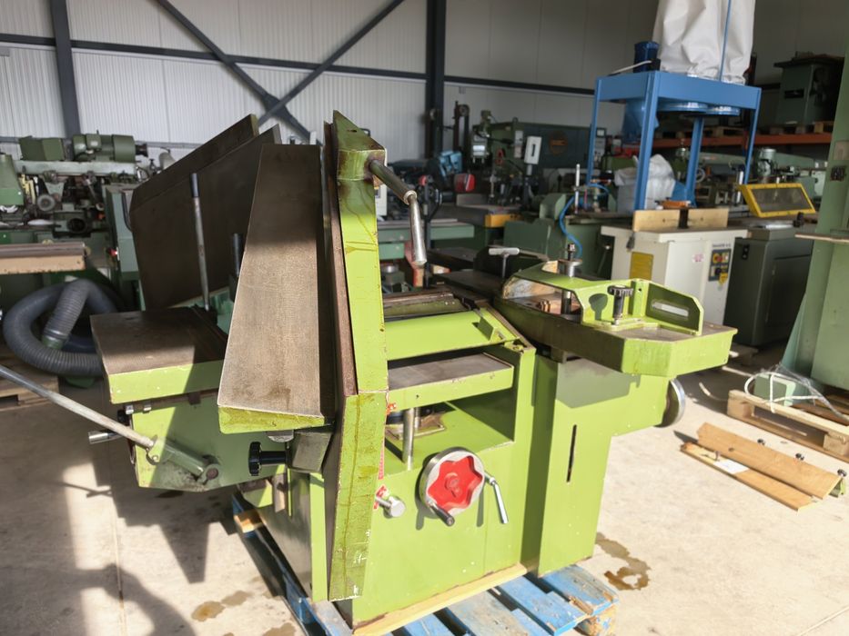 Пет операционна на 400 мм SCM