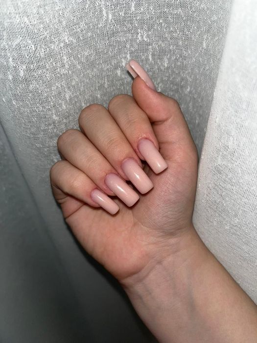 Делаю манекюр, Елена