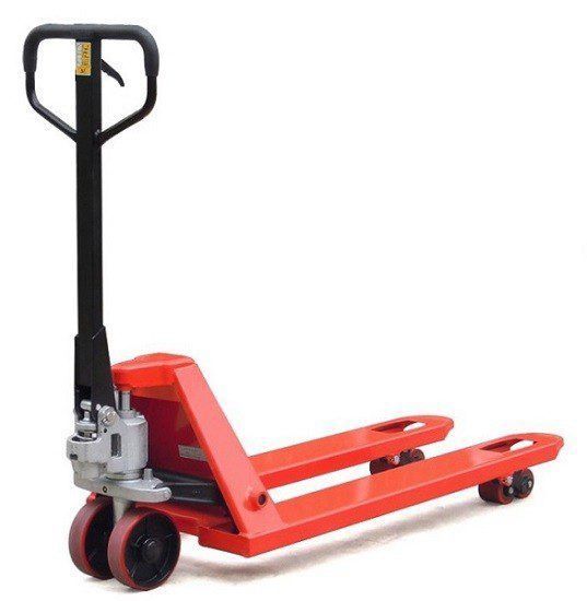 Transpalet/Liza 2,5T de inchiriat