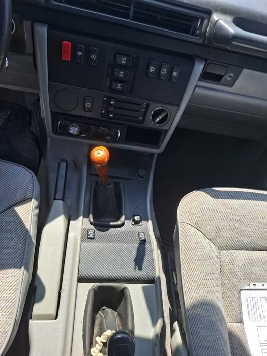 Vând Mercedes Benz G