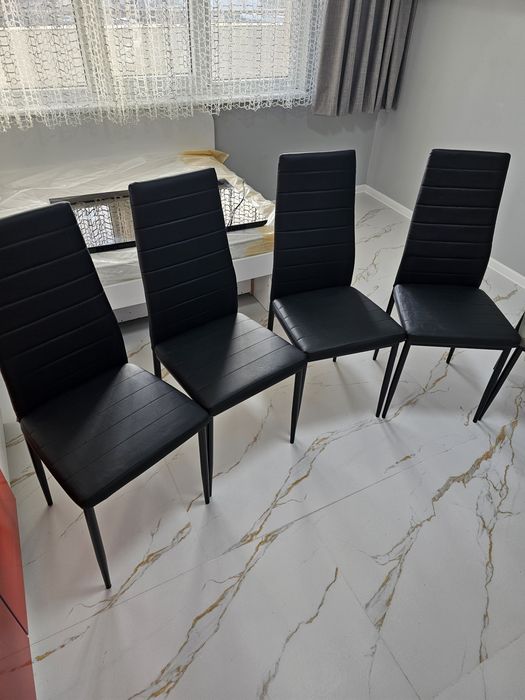 Нови кухненски столове