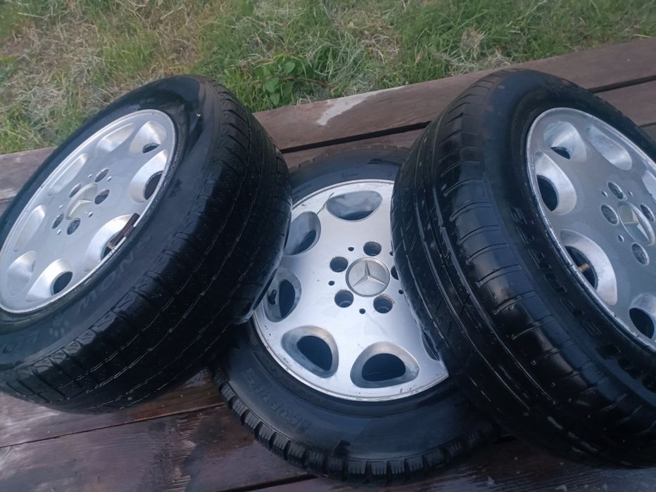 Продам диск R 15 комплект с резиной на мерседес