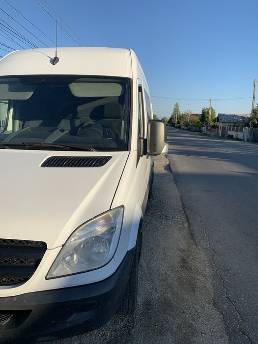Mercedes Sprinter 313 CDI dubă 6 locuri, motor 2.2 CDI Roata de Jos ...