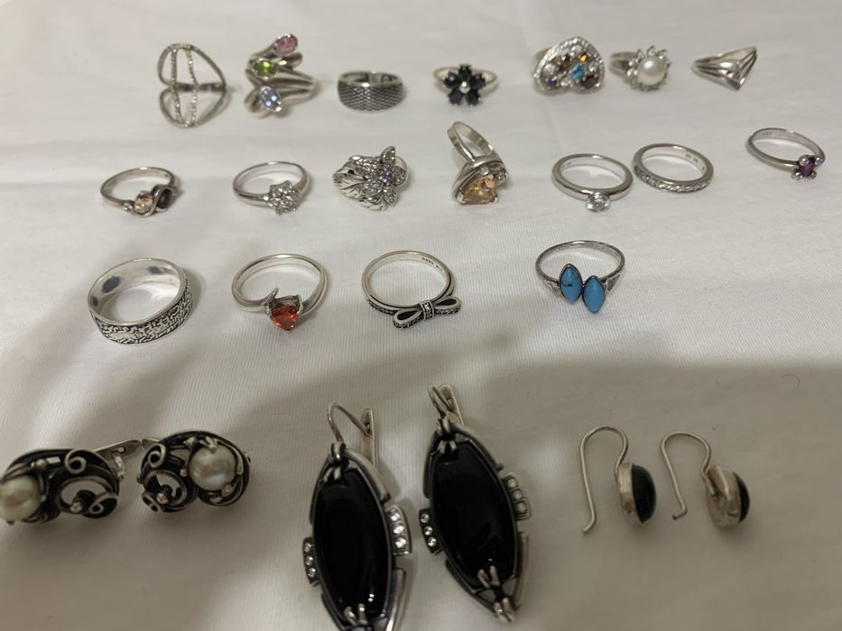 Продам серебряные кольца