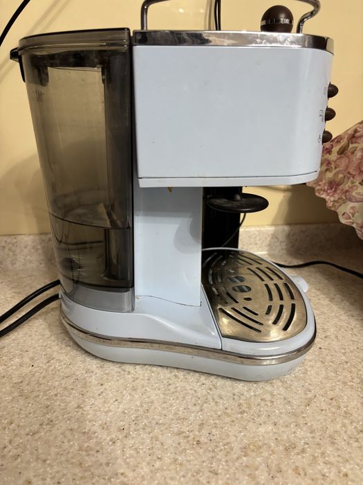 Кофемашинка delonghi