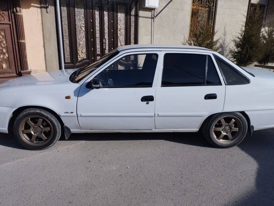 Chevrolet Nexia 2 sotiladi