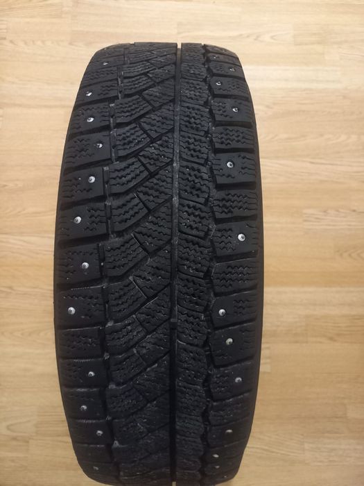 Продается шины б/у