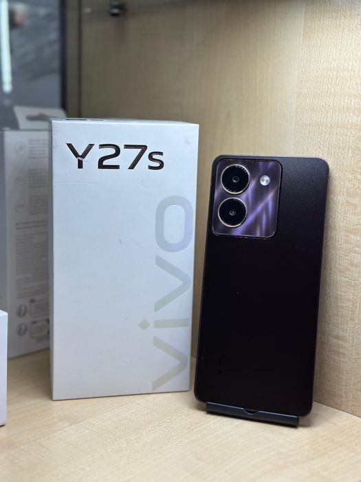 Смартфон Vivo Y27s-128 gb.
