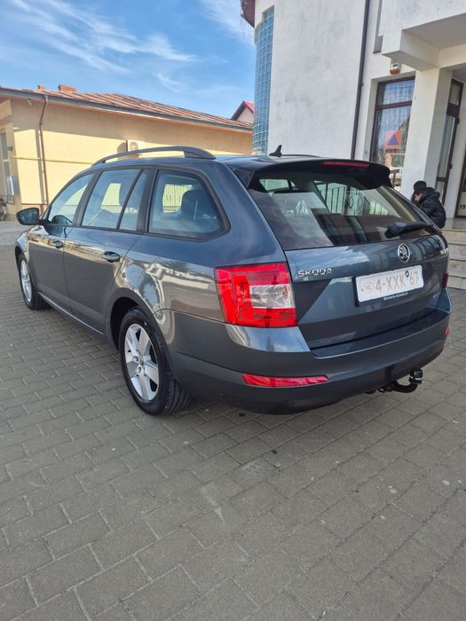 Skoda Octavia model 2015 mot 1.6 TDI 110 cp Euro 5