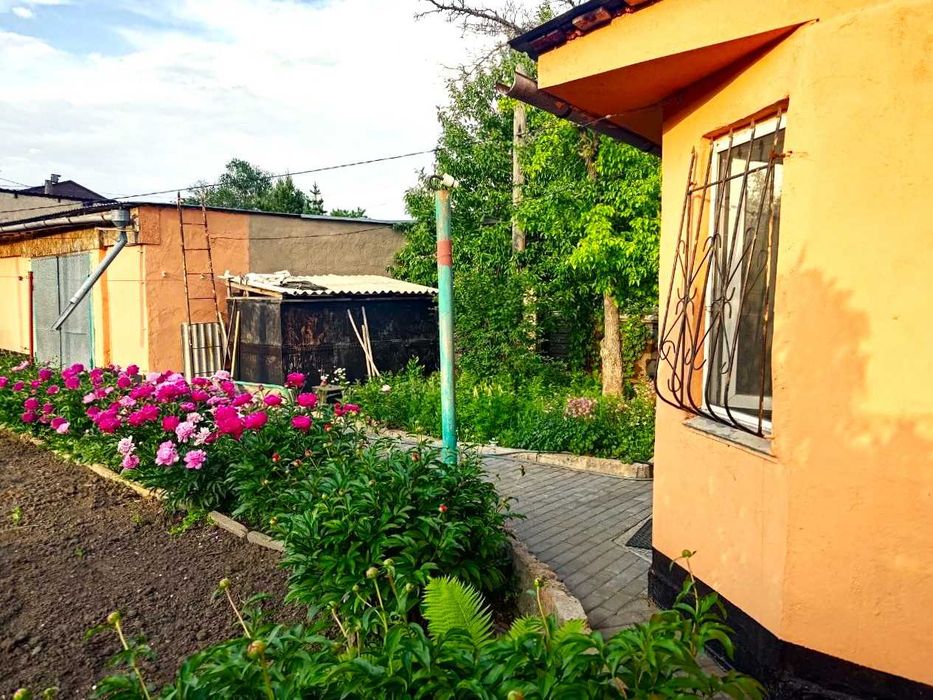 ,,,Продам 4-х комнатный ДОМ в городе