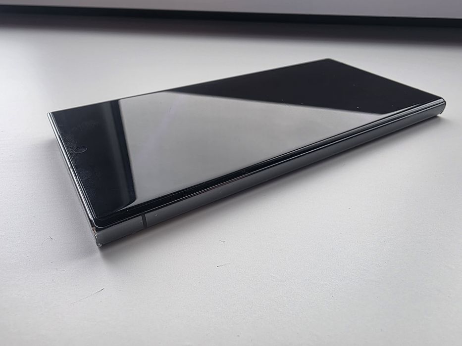 Samsung Galaxy S23 Ultra 12GB RAM / 512GB