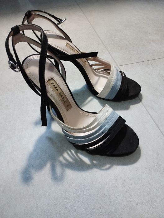 Елегантни дамски обувки Zara