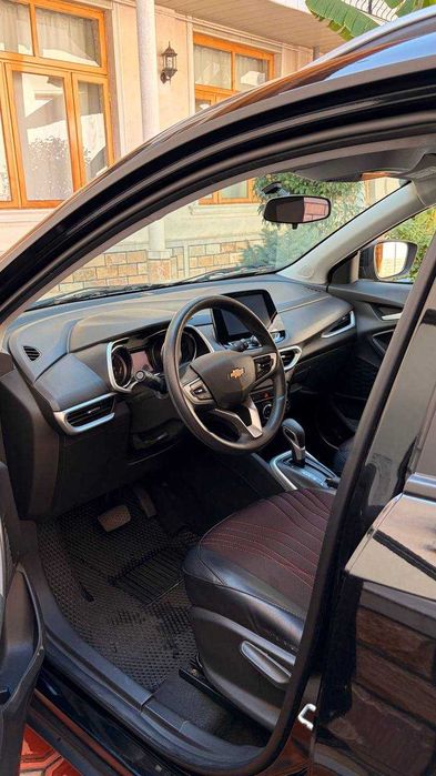 Продам срочна Chevrolet Tracker 2 LTZ