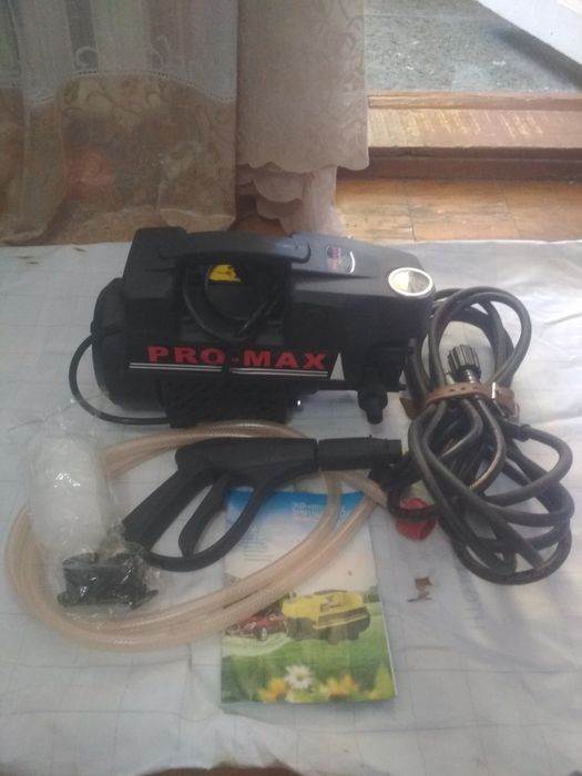 Продам мойку высокого давления (карчер)