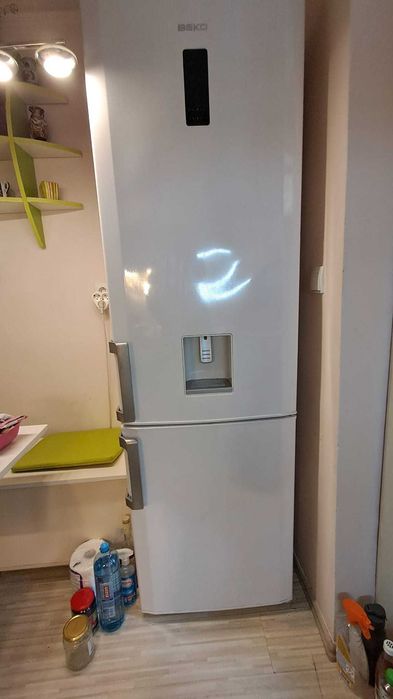 Combina frigorifica BEKO 355 litri