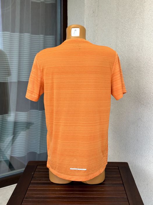 Мъжка спортна тениска Nike Dri-Fit - размер M, много добро състояние