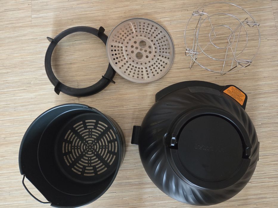 Instant Pot.Капак Air Fryer  с аксесоари