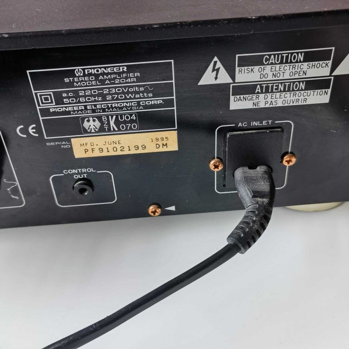 Vand amplicator Pioneer A-204R.