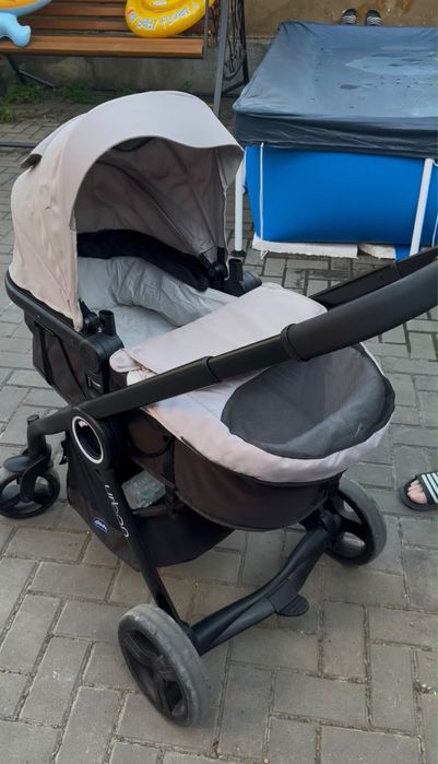 Chicco Urban Pro Reglabil 2 în 1 (landou si partea sport) Potrivit pentru Nou-născut Gri