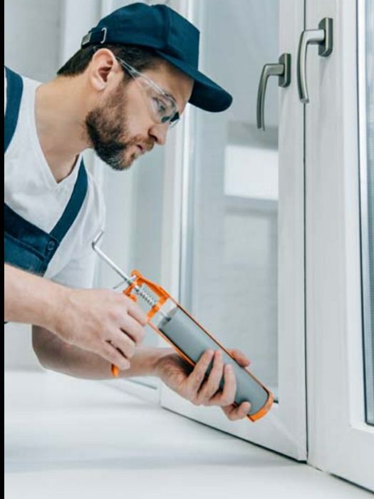 Ремонт окон пвх. Монтажник окон пвх. Мастер пластиковых окон в москве. Монтажник пластиковых окон. Установщик пластиковых окон.