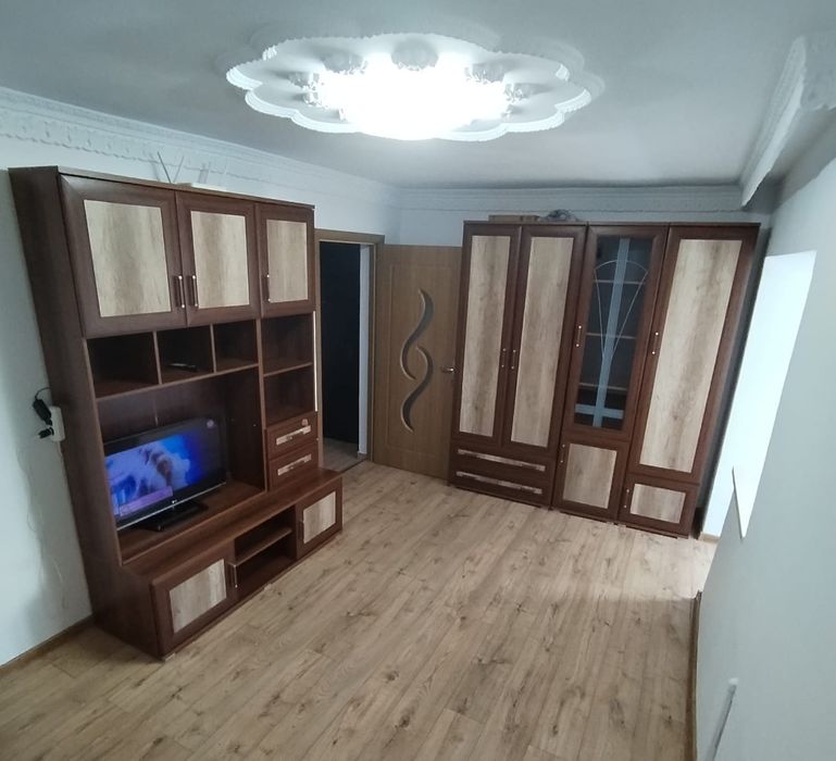 Garsoniera de inchiriat in Obcini